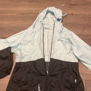 Columbia wind breaker.